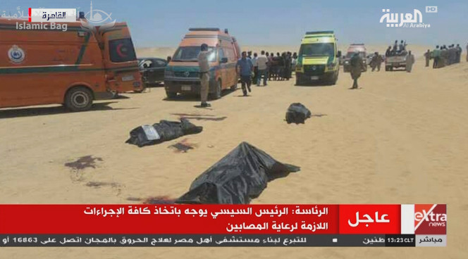 مصر .. أستشهاد 28 قبطي في هجوم بالرصاص على حافلة تقلهم