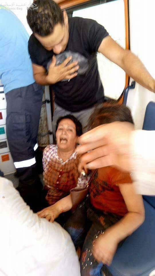 مصر .. أستشهاد 28 قبطي في هجوم بالرصاص على حافلة تقلهم