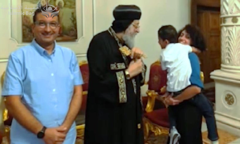مصر .. " مبادرة كفالة طفل مسيحي " تعلن عن نجاح أسرة مَسيحية في كفالة طفلة، لتكون أول أسرة كافلة مَسيحية في صعيد مصر .. 